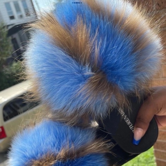 Blue Mellow Custom Real Fur Slides sizes 7-12 - Picture 1 of 4